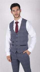 Colete masculino Marc Darcy xadrez azul, cinza e vermelho, estilo casual elegante, em tweed, corte slim.