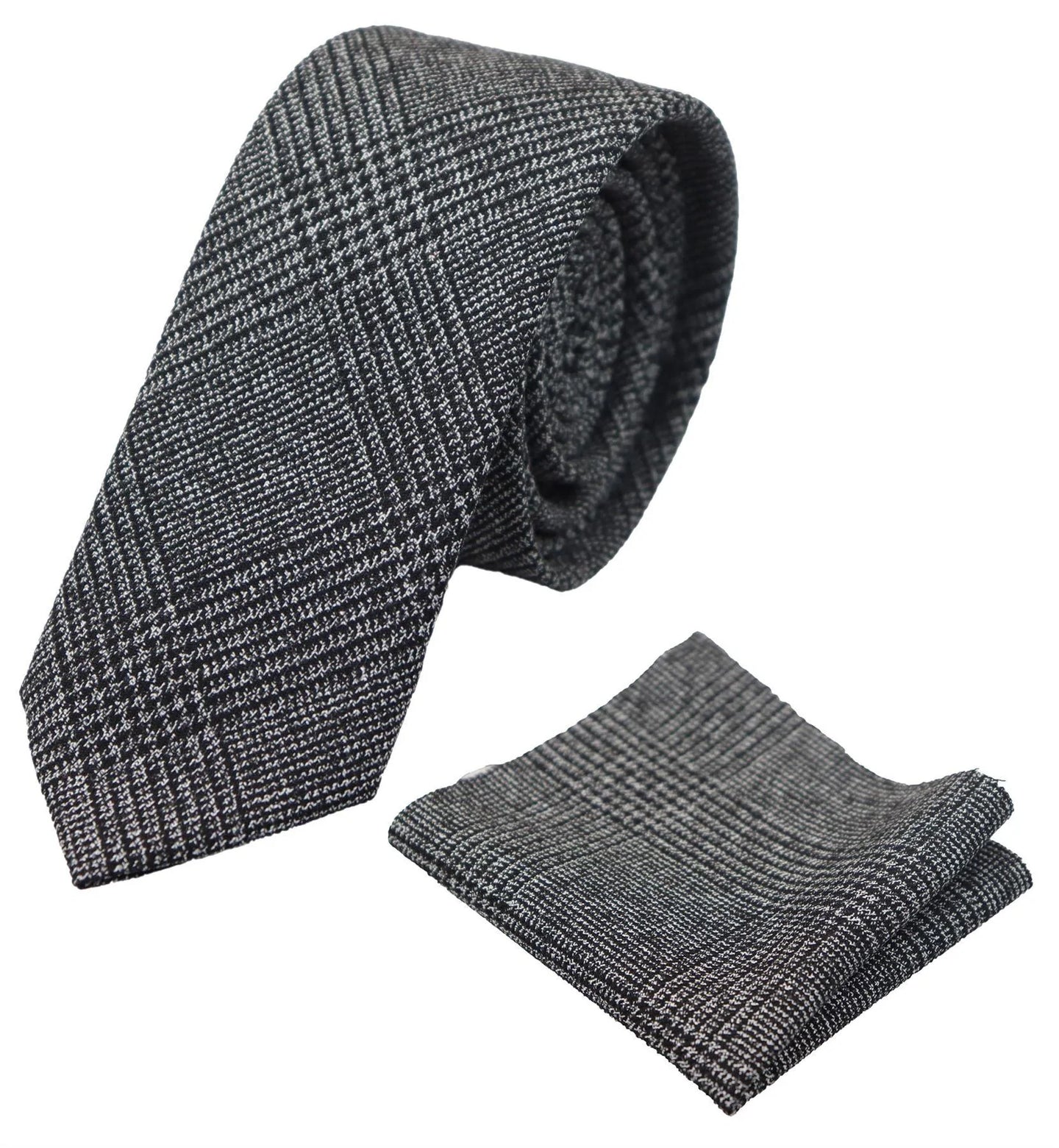 Compare as cores da gravata masculina de tweed espinha de peixe e do lenço de bolso xadrez clássico cinza.