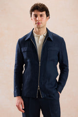 Camisa masculina de linho azul-marinho com zíper, leve e ideal para o verão.