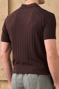 Camisa polo masculina marrom canelada