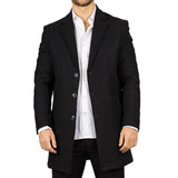 Sobretudo masculino preto em lã mista com lapela entalhada