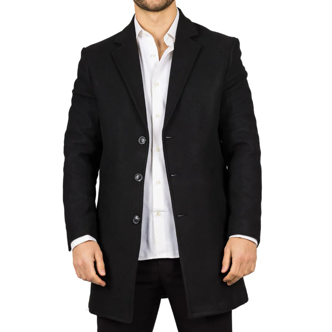 Sobretudo masculino preto em lã mista com lapela entalhada