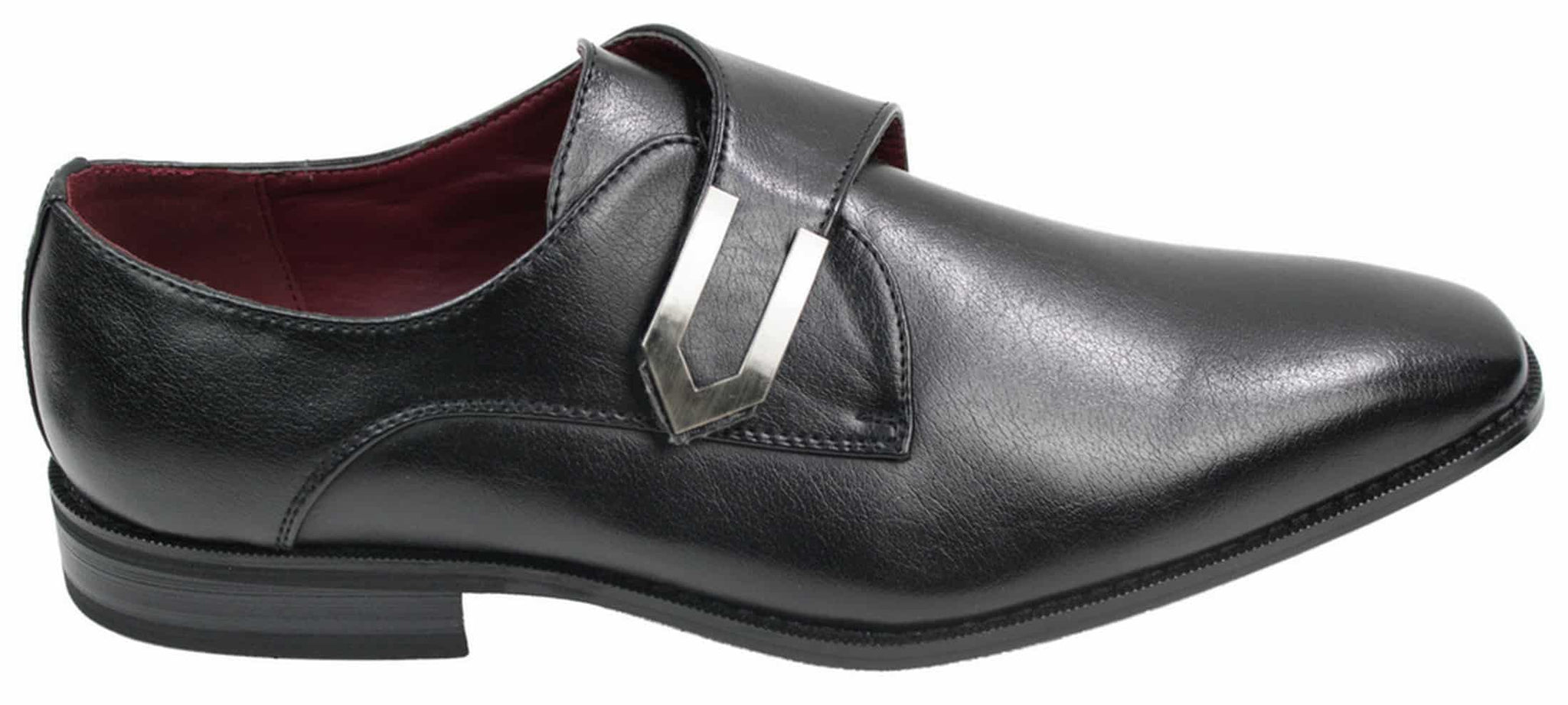 Sapatos masculinos de couro marrom claro e preto, com design italiano, fivela de metal e estilo slip-on.