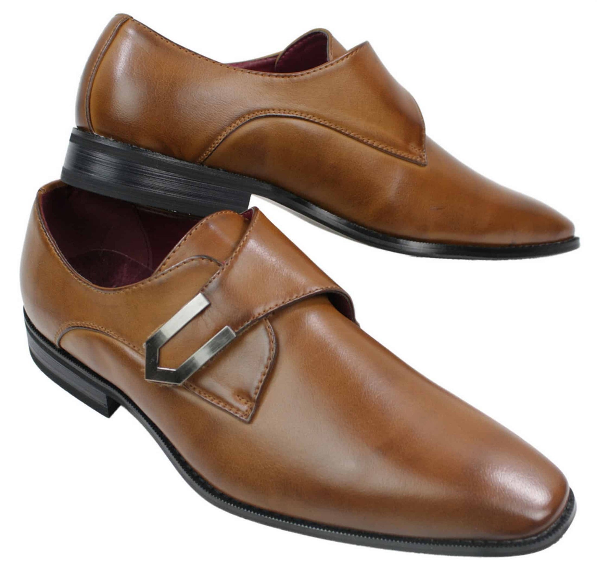 Sapatos masculinos de couro marrom claro e preto, com design italiano, fivela de metal e estilo slip-on.