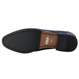 Mocassins masculinos azuis de verniz com borla