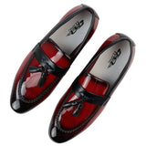 Mocassins vermelhos de verniz com borla para homem