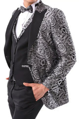 Terno smoking masculino preto com estampa floral prateada, 3 peças, para casamento, formatura, festa e cerimônia do noivo.