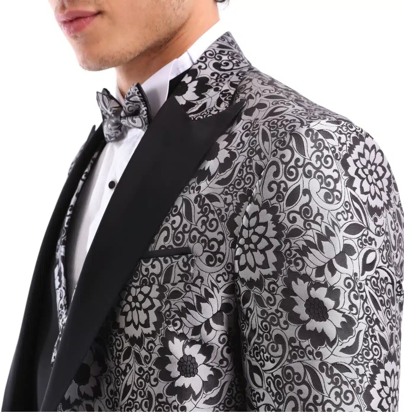 Terno smoking masculino preto com estampa floral prateada, 3 peças, para casamento, formatura, festa e cerimônia do noivo.