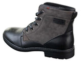 Botas masculinas de cano curto estilo cowboy militar/motociclista com cadarço, em couro PU e camurça.