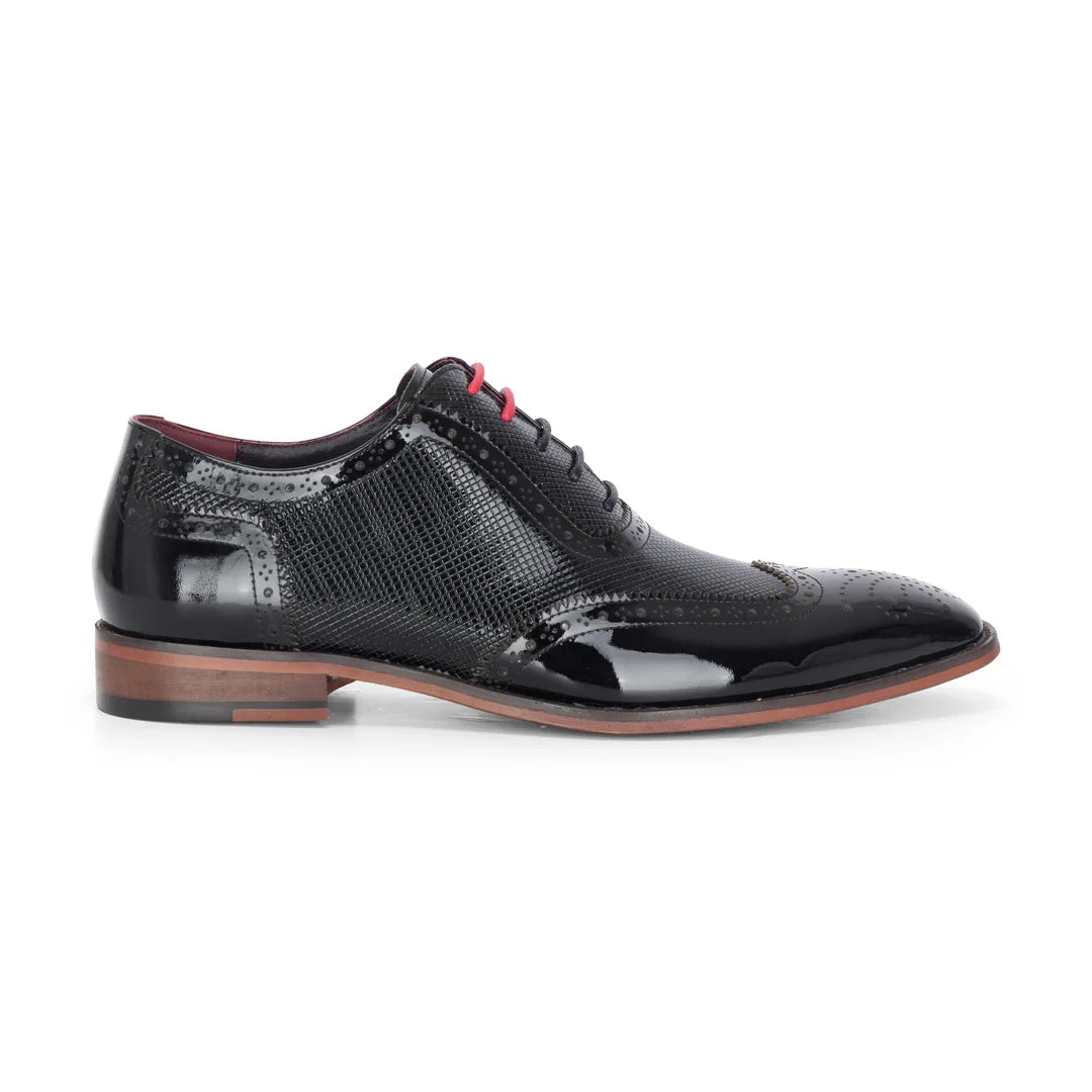 Flynn - Sapatos Brogue Masculinos em Couro Envernizado Preto