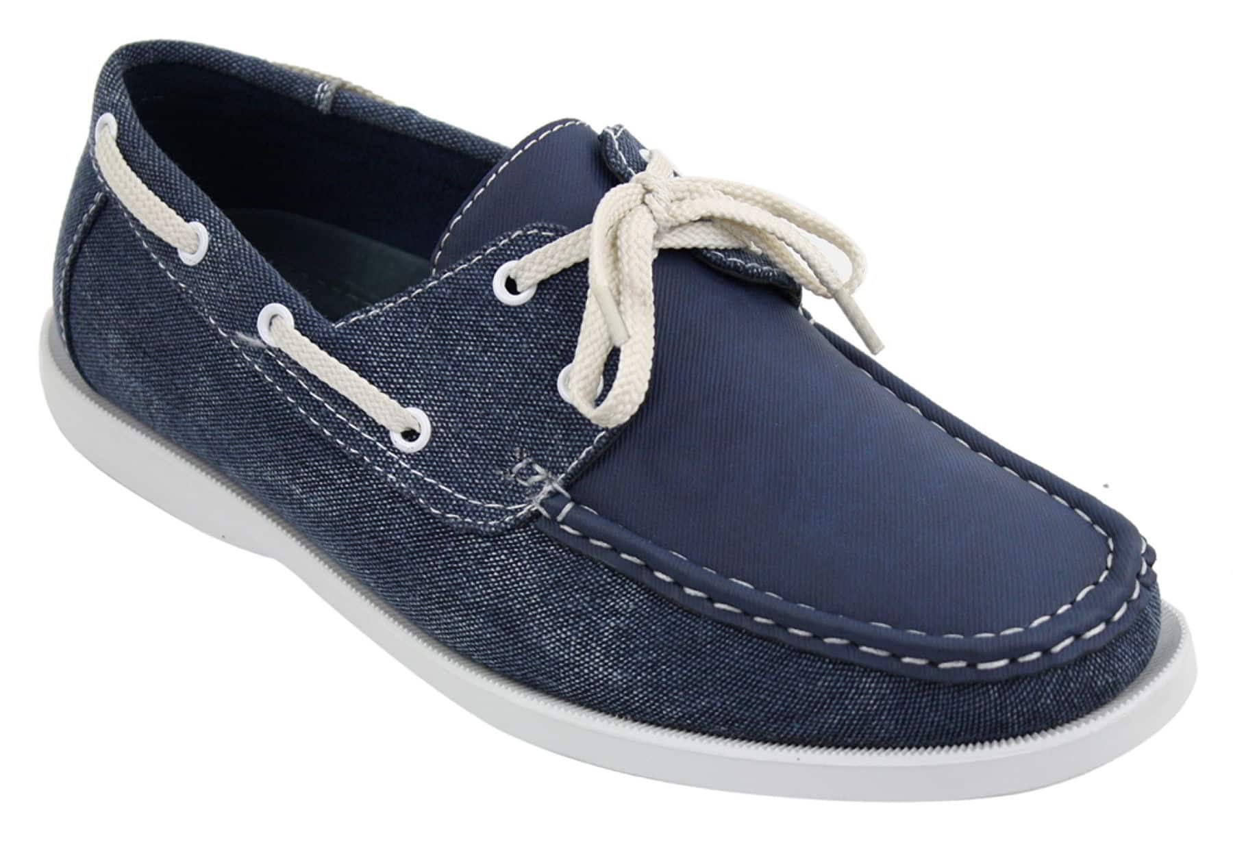 Sapatos náuticos masculinos estilo retrô em jeans, com cadarço, na cor azul marinho.