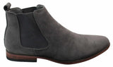 Botas Chelsea masculinas de camurça italiana, estilo slip-on, para um visual elegante e casual no deserto.