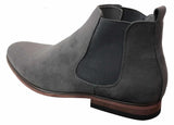Botas Chelsea masculinas de camurça italiana, estilo slip-on, para um visual elegante e casual no deserto.