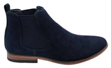 Botas Chelsea masculinas de camurça italiana, estilo slip-on, para um visual elegante e casual no deserto.
