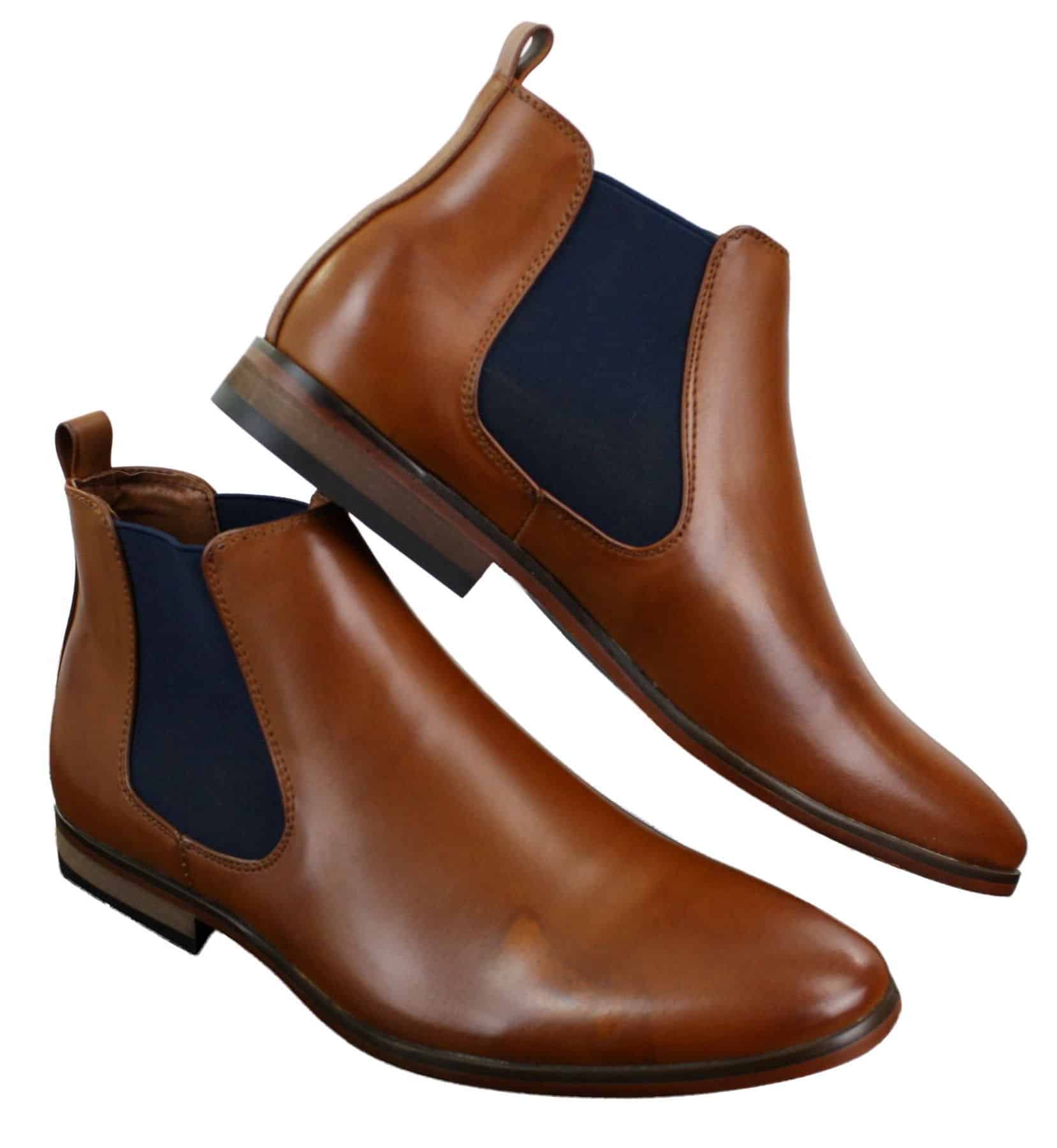 Sapatos masculinos pretos com cadarço, estilo casual elegante, em camurça com detalhes em couro envernizado brilhante.