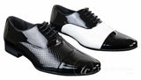 Sapatos masculinos de couro envernizado brilhante com cadarço, estampa de cobra, design italiano, nas cores preto e branco.
