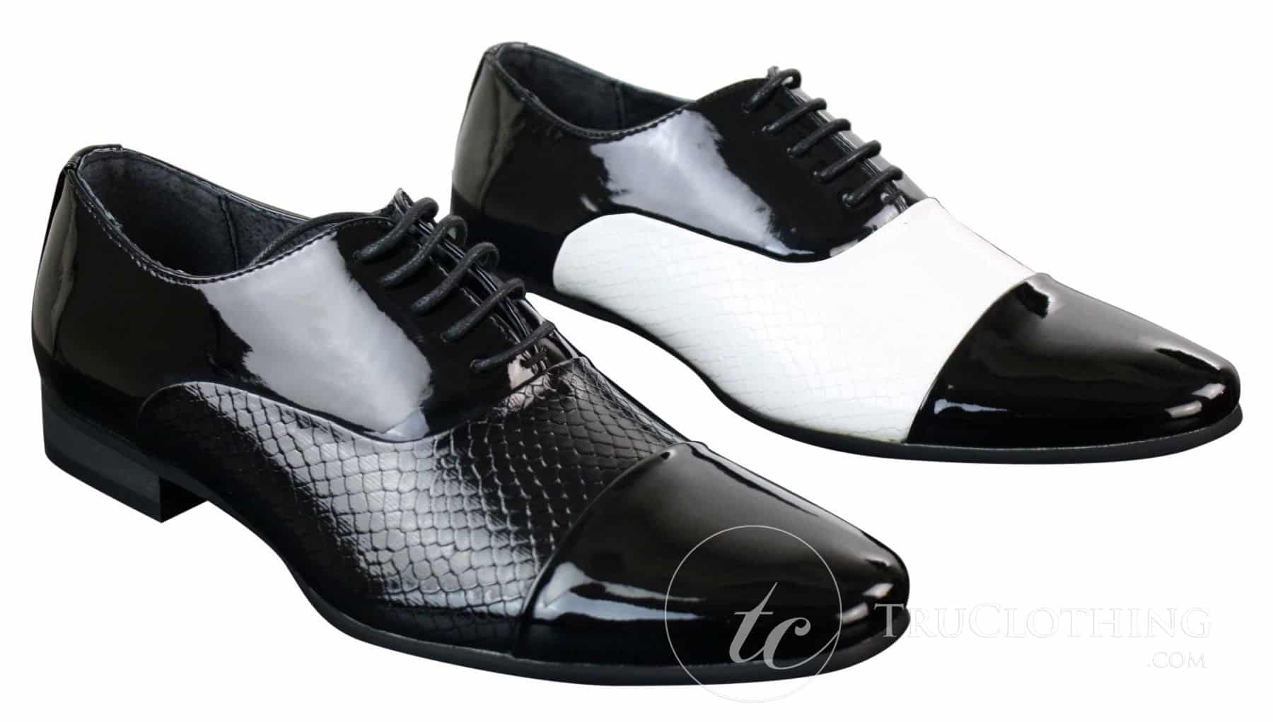Sapatos masculinos de couro envernizado brilhante com cadarço, estampa de cobra, design italiano, nas cores preto e branco.