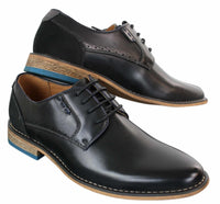Sapatos sociais masculinos Galax GH3117, com cadarço, em couro clássico marrom-claro e camurça preta.
