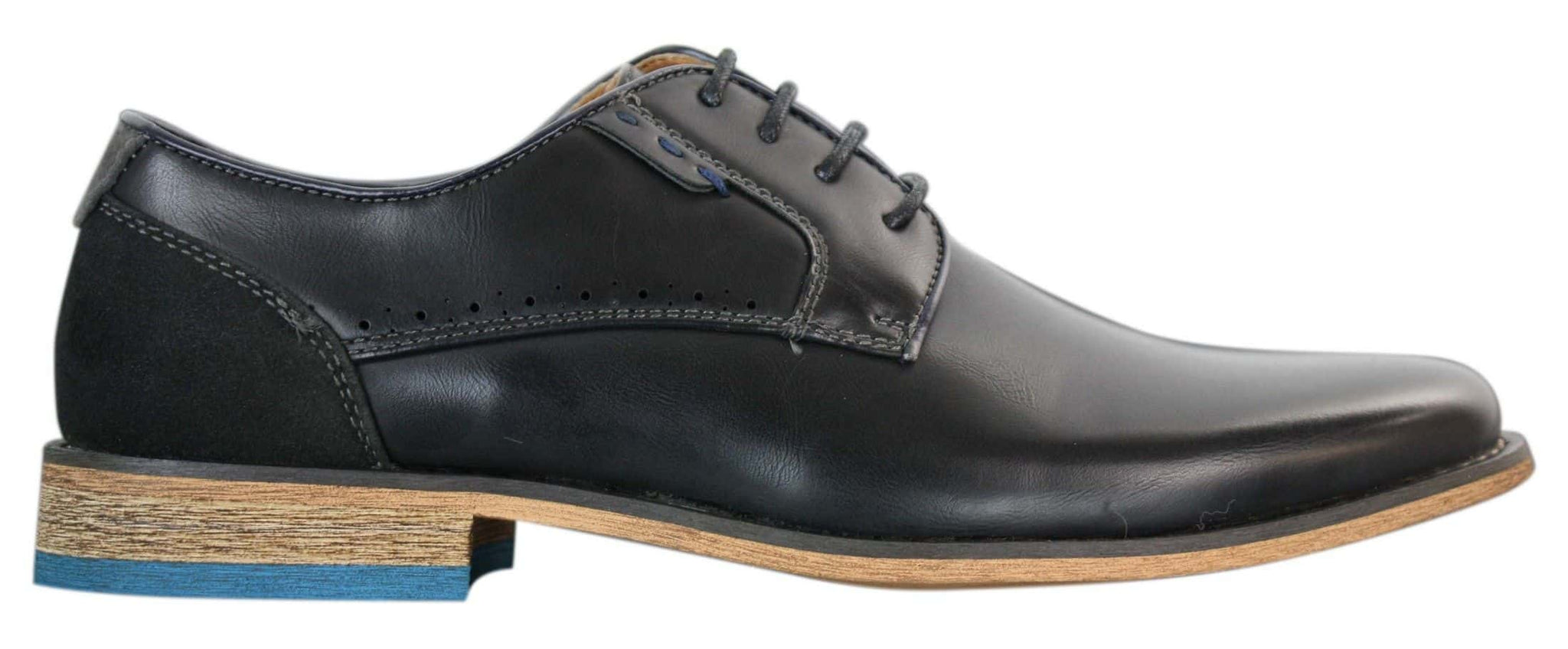 Sapatos sociais masculinos Galax GH3117, com cadarço, em couro clássico marrom-claro e camurça preta.