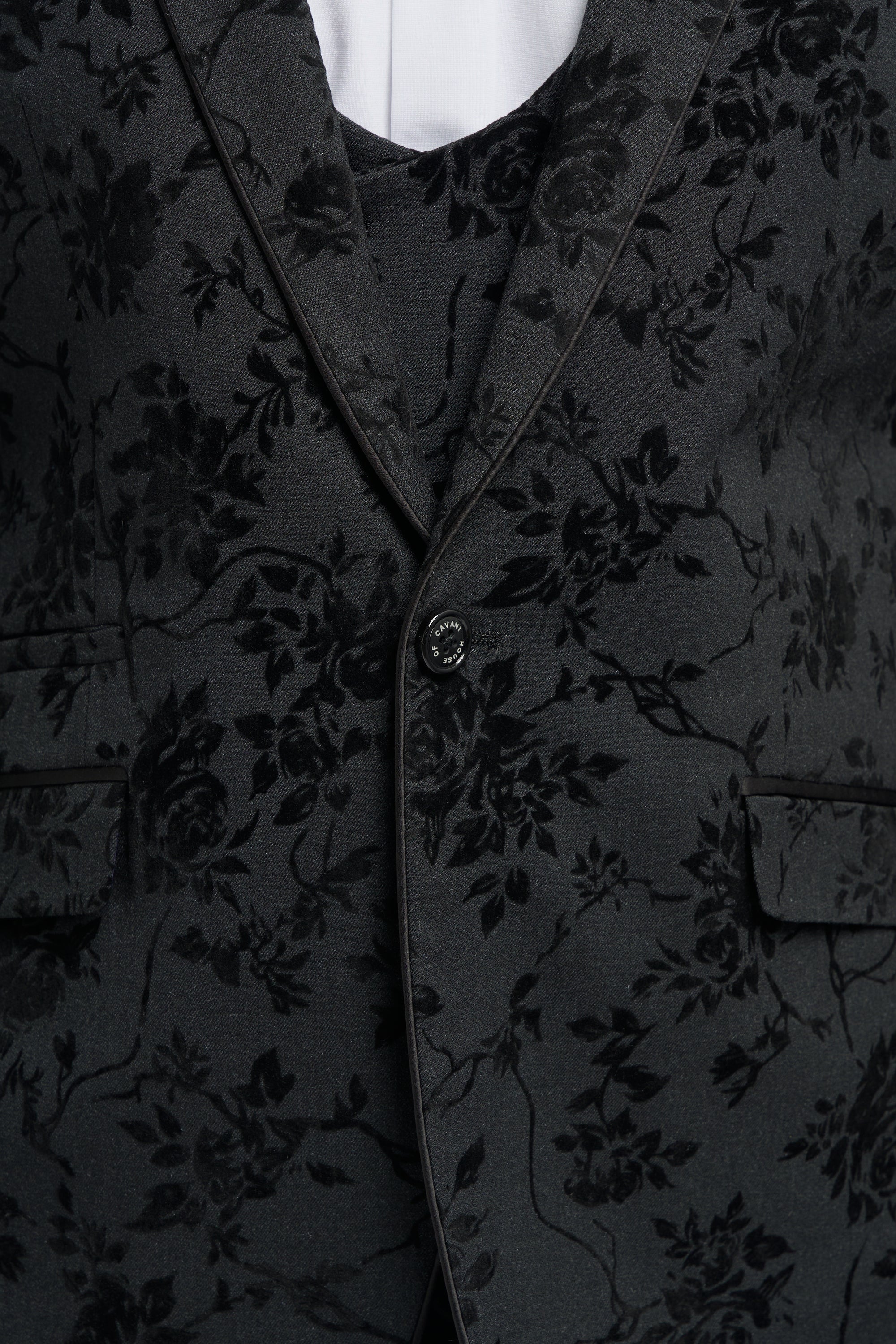Terno masculino preto de veludo com estampa paisley, 3 peças