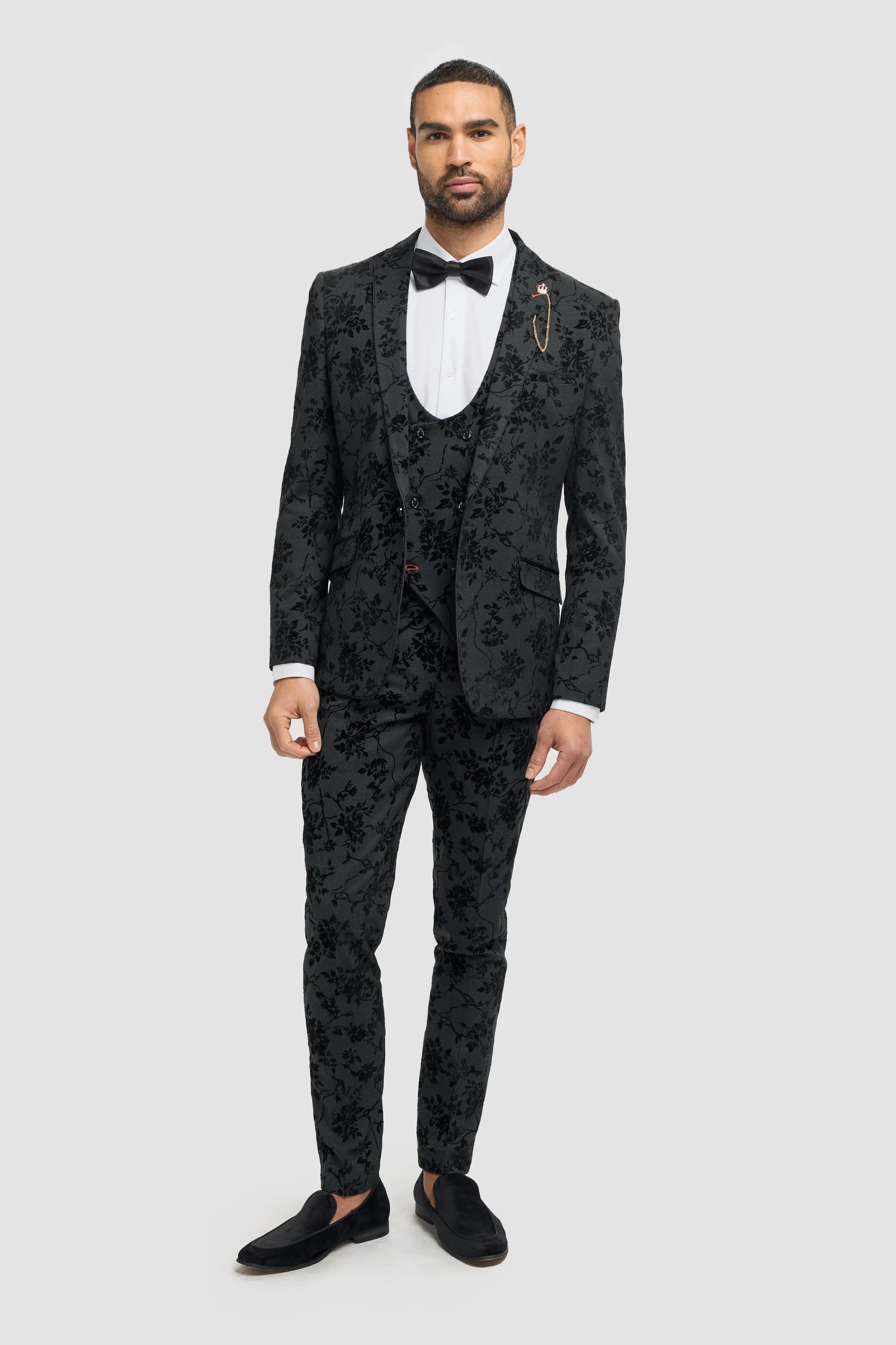 Terno masculino preto de veludo com estampa paisley, 3 peças