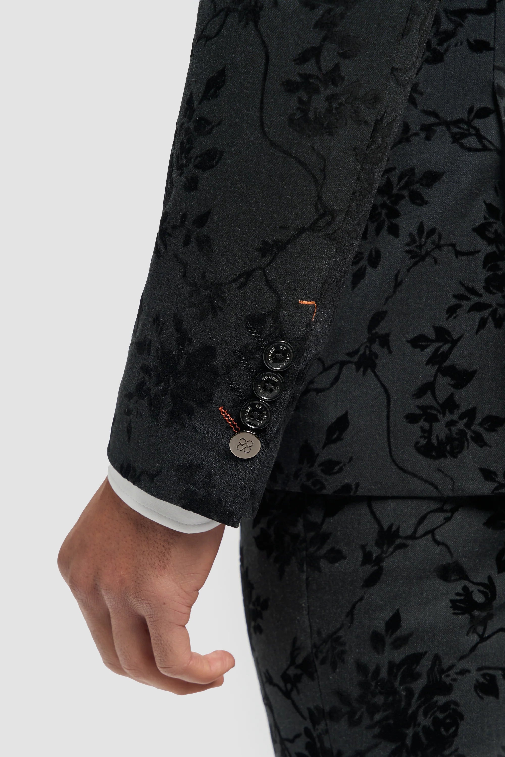 Terno masculino preto de veludo com estampa paisley, 3 peças