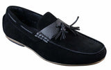 Mocassins masculinos de couro com forro interno em camurça sintética e detalhes em borla, estilo casual elegante.