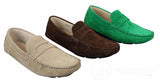 Sapatos masculinos de camurça, estilo mocassim, elegantes e casuais, nas cores marrom e bege.