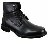 Botas masculinas de cano curto estilo militar com cadarço, em couro preto e marrom.