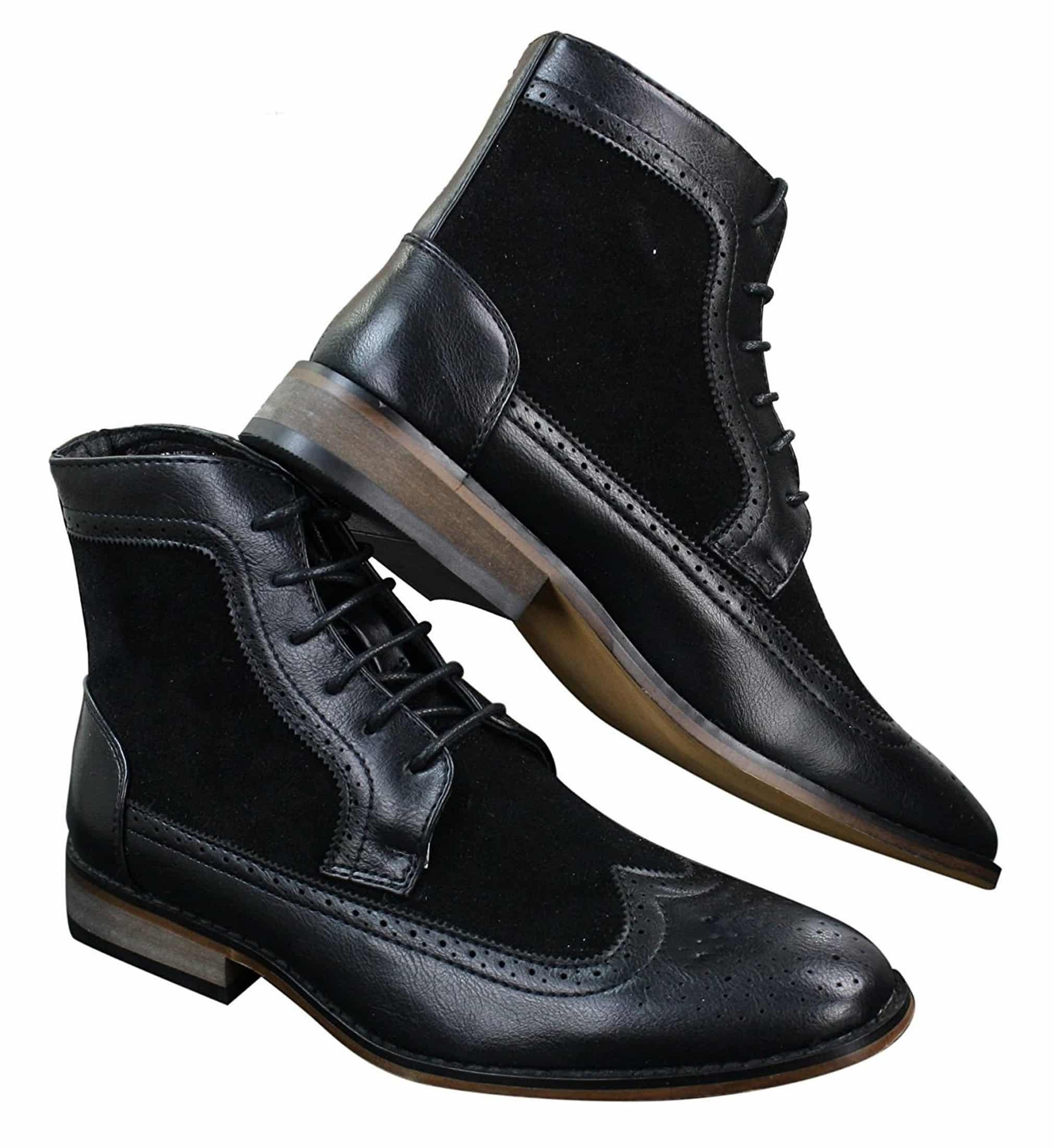 Botas Chelsea Brouge masculinas de cano curto em couro camurça italiana, elegantes e casuais, com cadarço e estilo retrô.