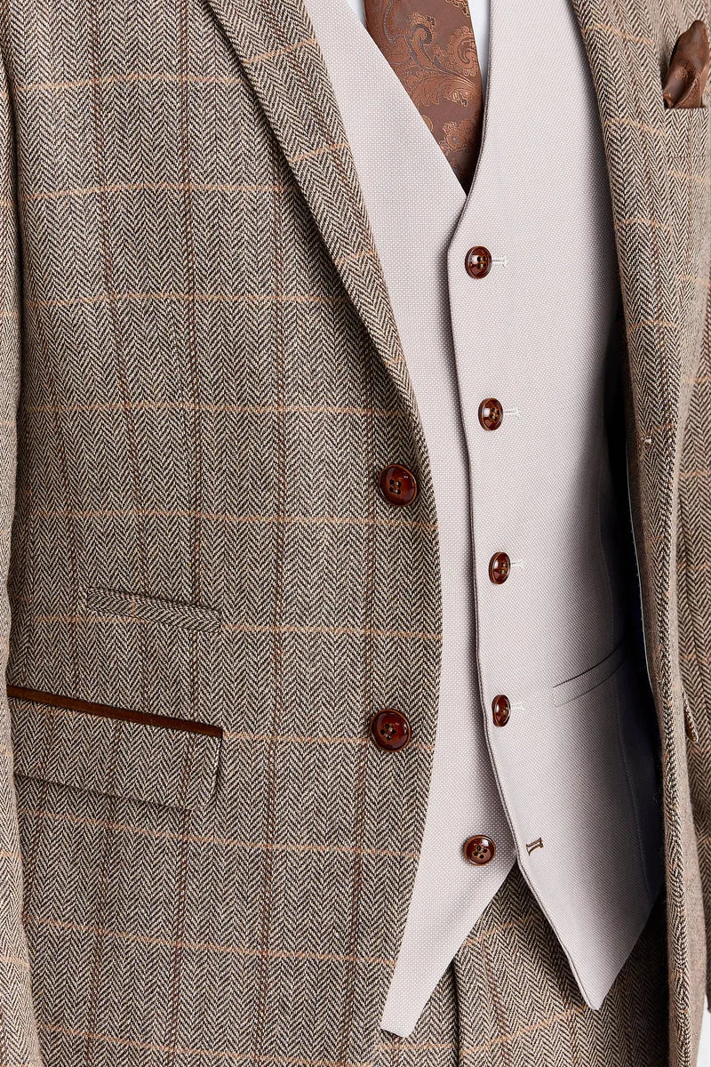 Terno Harris Brown Tweed com colete Mayfair Stone