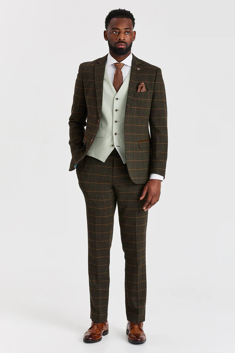 Terno Harris Green Check Tweed com colete contrastante Belmont Sage.