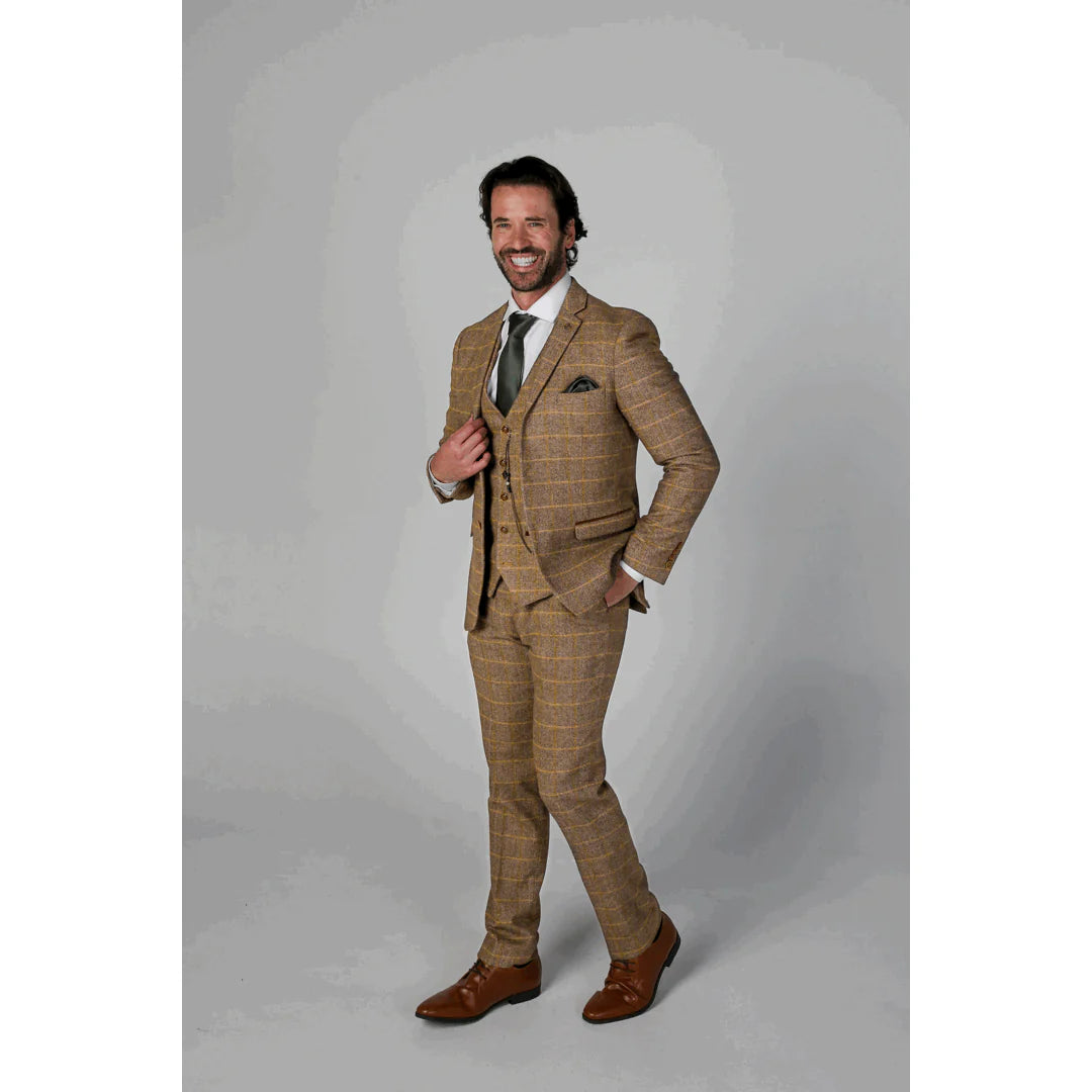 Terno masculino Harris marrom de tweed de 3 peças com estilo vintage clássico.