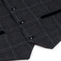 Terno infantil de tweed cinza e preto de 3 peças com estampa espinha de peixe, vinho, estilo vintage retrô.