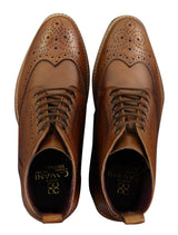 Botas Brogue Masculinas de Cano Curto em Tons de Bege