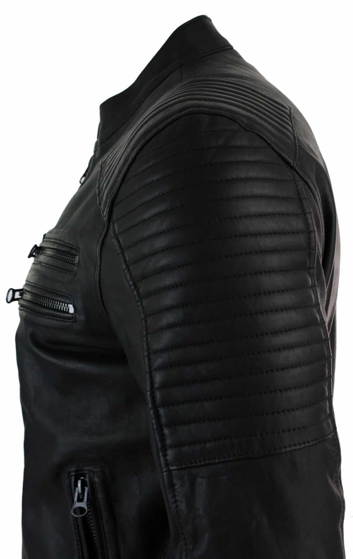 Jaqueta masculina de couro legítimo, corte slim, lavagem preta, zíper, estilo motociclista, curta e casual.