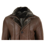 Jaqueta masculina 3/4 estilo duffle, em pele de carneiro, com zíper e botões, ideal para aquecimento - Marrom