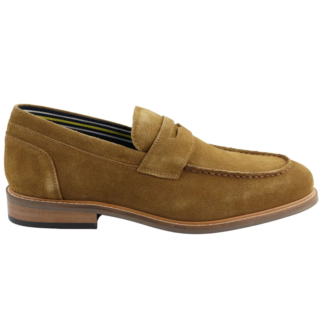 Mocassins masculinos de camurça genuína, estilo náutico, cor bege, elegantes, casuais e clássicos, com ajuste confortável.