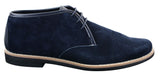 Bota Chelsea de cano baixo em camurça Elong K16 para homem, com cadarço, modelo Chukka Dessert, interior em couro, cor azul marinho.