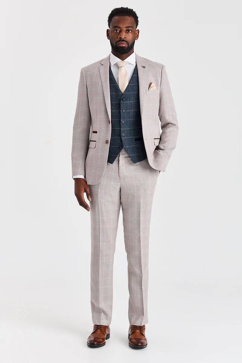 Terno bege Leo com colete de tweed azul-marinho Harris