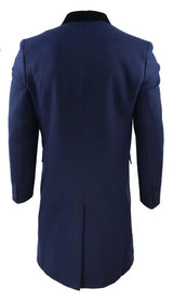Sobretudo masculino azul-marinho de comprimento 3/4 com abotoamento duplo