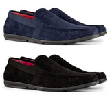 Sapatos masculinos de camurça com bico quadrado, estilo mocassim.