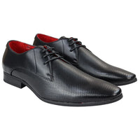 Sapatos masculinos elegantes e formais, de bico fino perfurado, com cadarço, em couro PU preto.