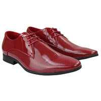 Sapatos masculinos elegantes e formais, perfurados, de bico fino, com cadarço, em couro envernizado PU vermelho.