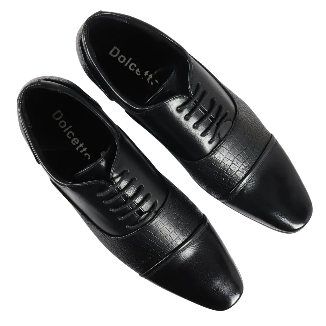 Sapatos sociais masculinos estilo brogue com cadarço