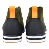 Botas masculinas de camurça verde deserto com cadarço