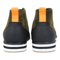 Botas masculinas de camurça verde deserto com cadarço