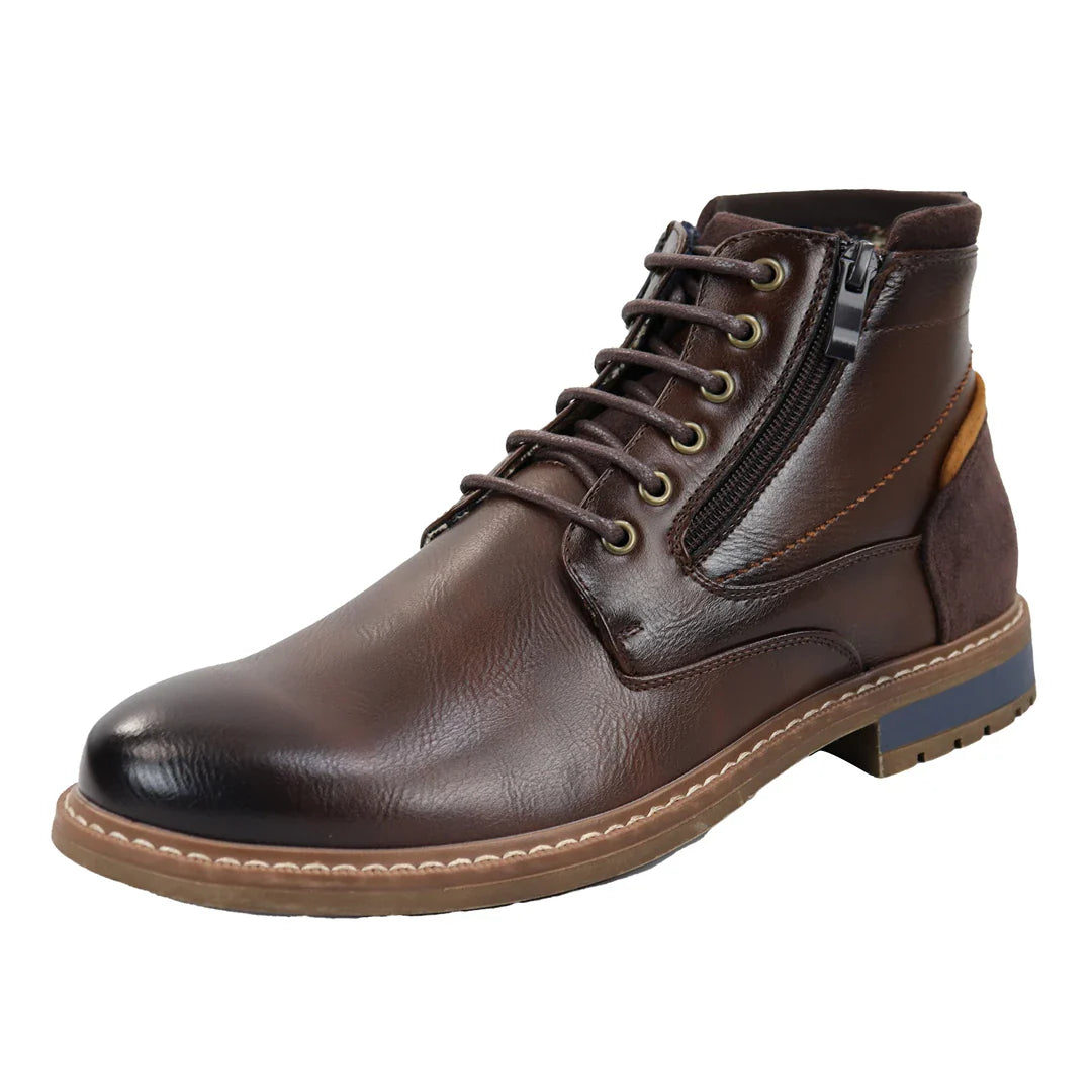 Botas de cano curto marrons com cadarço para homem