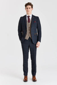 Terno Madrid Navy com colete contrastante em tweed Harris Brown.