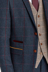 Terno Madrid Navy com colete contrastante em tweed Harris Brown.